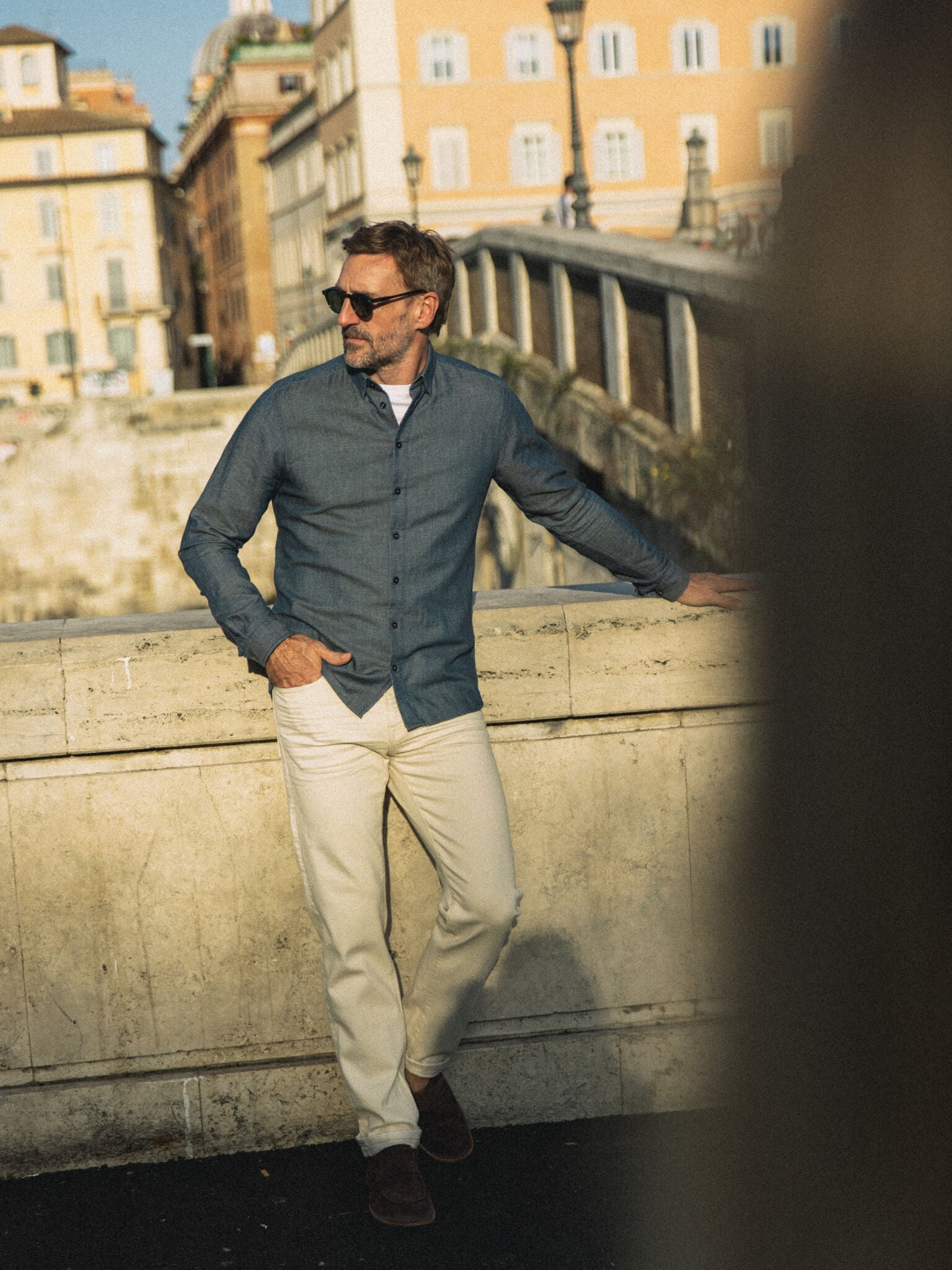 Modelshot / Navy / Detail